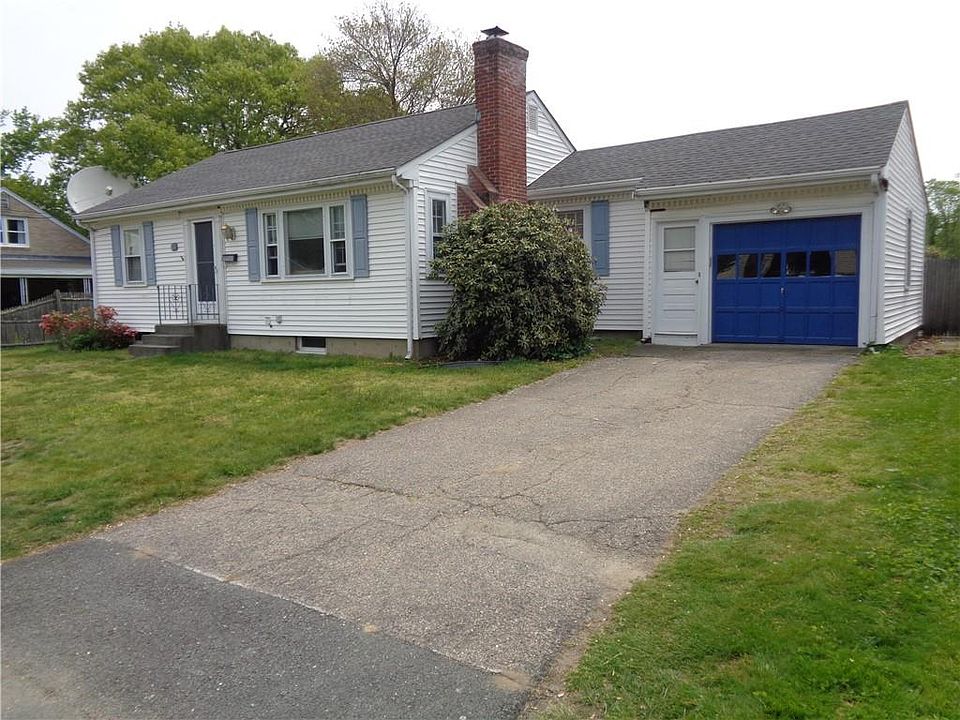 1st image of 61 Byron Ave E