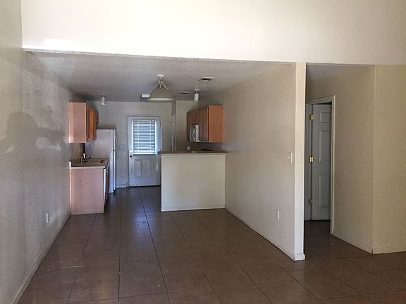 5th image of 1011 Anniston Ct