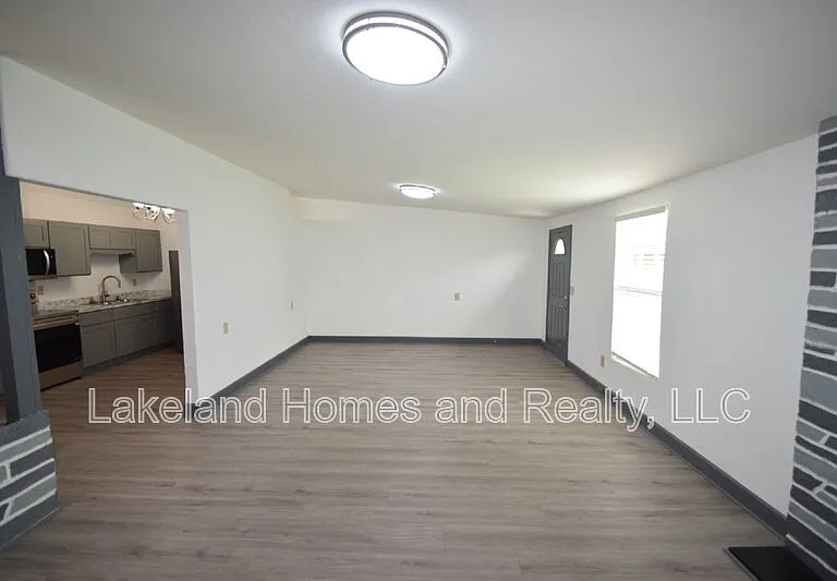 210 Josh Reynolds Rd — Photo 15