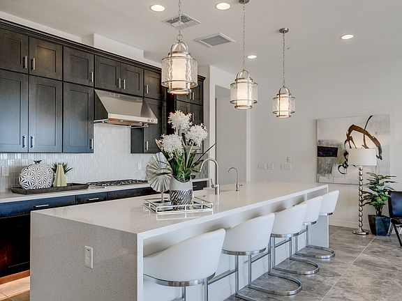 Oversized kitchen island