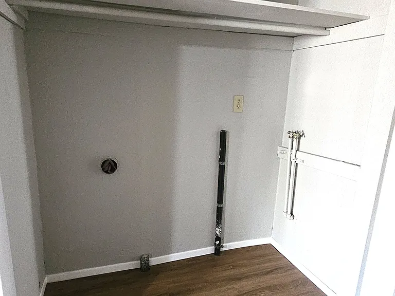 412 S San Francisco St — Photo 16