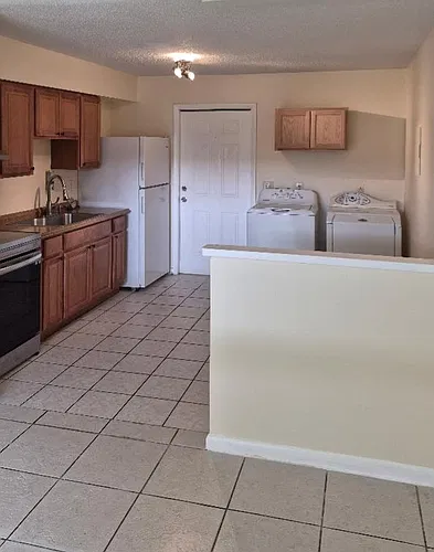 945 18th Pl #1 Photo 1