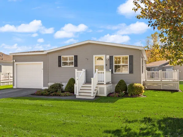 16 Skyview Dr, Brockton, MA 02301