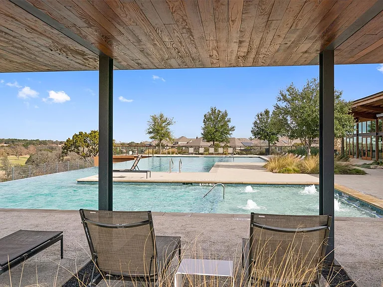 102 Coyote Mountain Cv — Photo 38