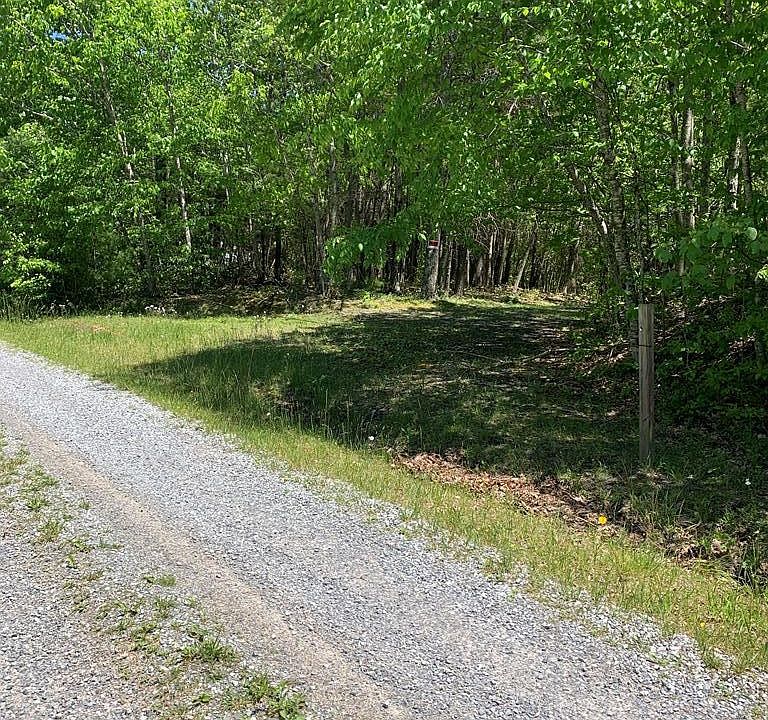 1st image of N Chinquapin Ln