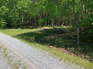 N Chinquapin Ln, Bland, VA 24315