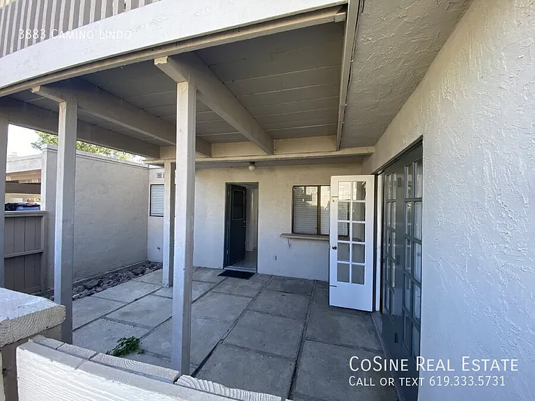 3883 Camino Lindo — Photo 2