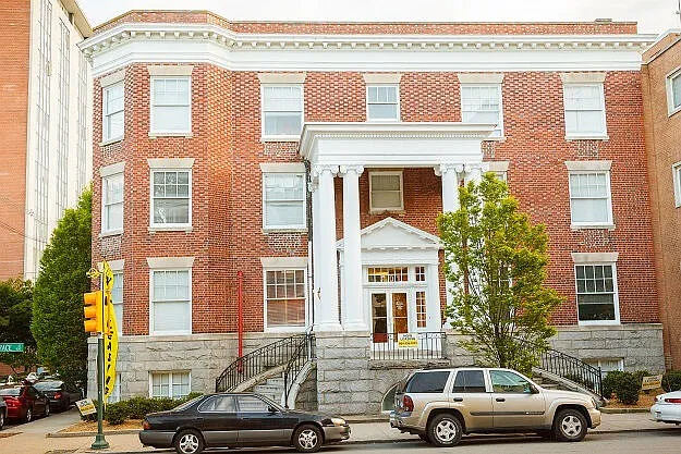 Grace & Monroe Apartments — Photo 14