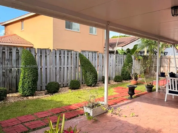 16529 SW 98th Ter, Miami, FL 33196