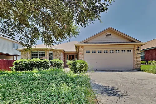 4611 Echo Lake Dr Photo 1