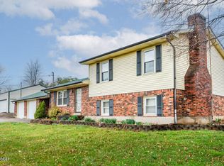 120 High Ridge Dr, Shepherdsville, KY 40165