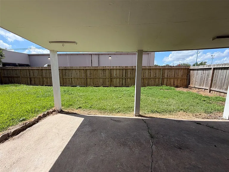 14407 Locke Ln — Photo 21