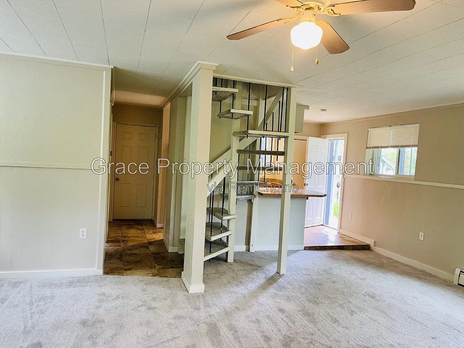 2 bed, 1.0 bath, 989 sqft, $1,995 — Photo 3