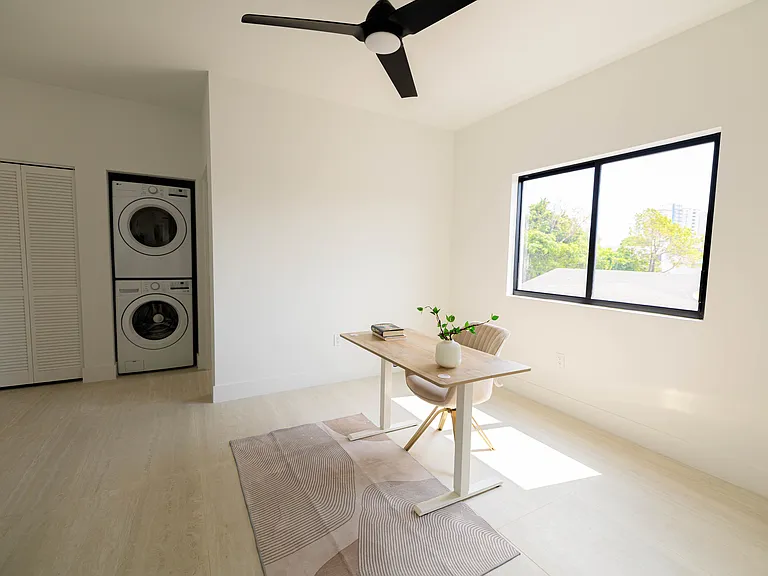 3189 SW 23rd Ter #3189 — Photo 12