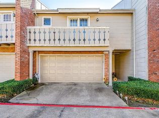 5848 Water Ridge Dr, Arlington, TX 76016