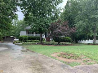 143 Panther Woods Dr, Jackson, GA 30233