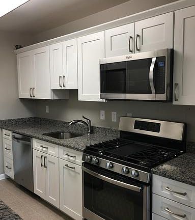 2nd image of 10401 Grosvenor Pl APT 1321