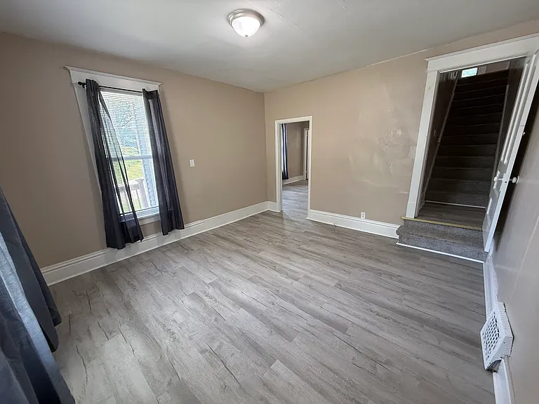 305 Locust St #305 — Photo 6