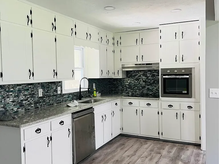 2567 Bailey Dr #1 — Photo 5