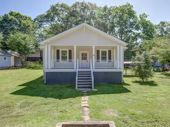 14 Mellon St, Slater, SC 29683