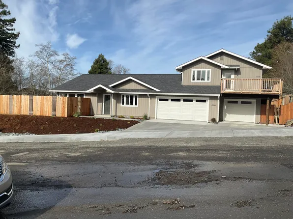 255 Hodgson St, Eureka, CA 95503