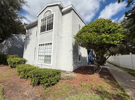 1605 Columbia Arms Cir, Kissimmee, FL