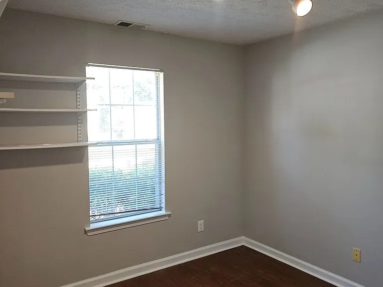 12205 Cypress Way — Photo 30