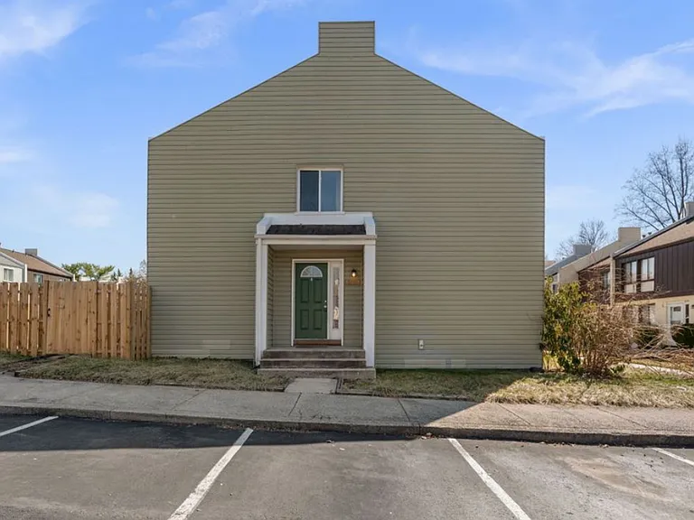 10289 Daystar Ct — Photo 12