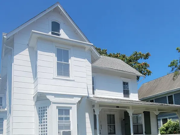 137 Main Ave APT 3, Ocean Grove, NJ 07756