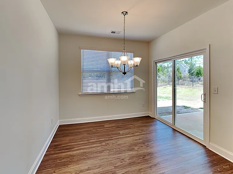 5130 Franks Creek Way — Photo 6