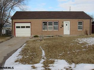 111 Spring Valley Ln, Gering, NE 69341