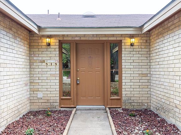 4th image of 818 Jalisco Cir