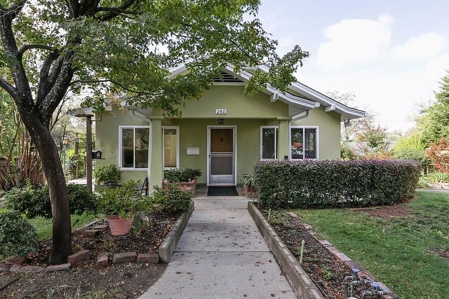 1st image of 260 Cherry Ave
