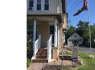 25 Beechwood Rd, Brookhaven, PA 19015