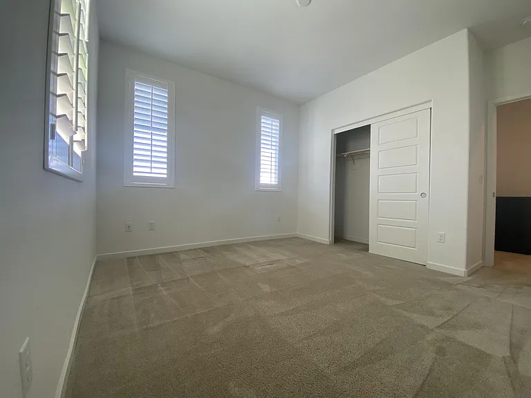 169 Cadence — Photo 12