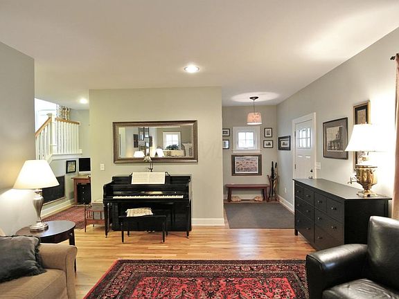 5th image of 1275 Elmwood Ave