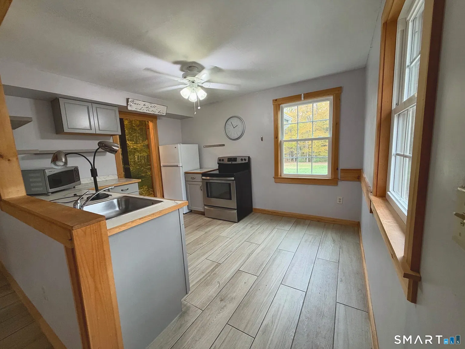 1 bed, 1.0 bath, 1134 sqft, $2,350 — Photo 3