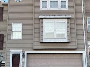 2003 Trail Side Ct, Jeannette, PA 15644