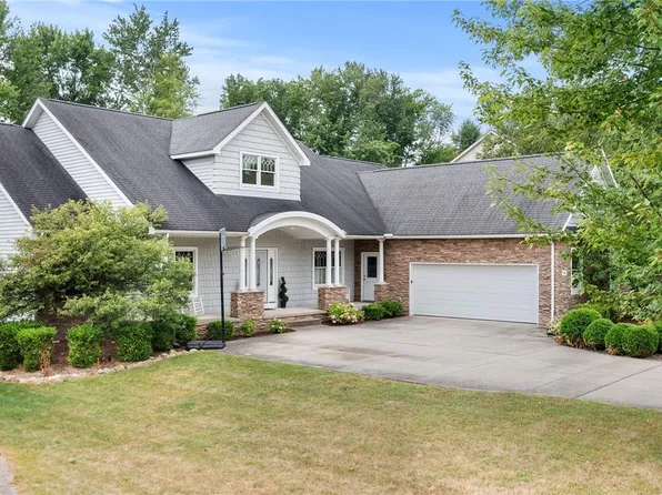 94 Sapphire Ln, Streetsboro, OH 44241