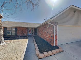716 Sage Brush Rd, Yukon, OK 73099