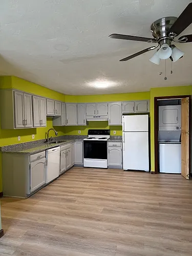 15 Houghton St #9 Photo 1