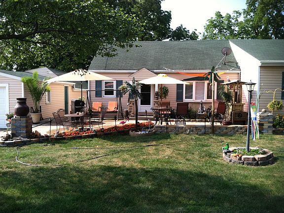 2nd image of 4515 E Pine Ave