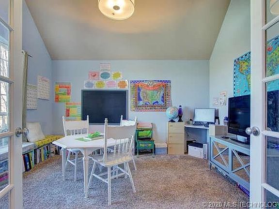 5th image of 8284 Quail Ridge Rd