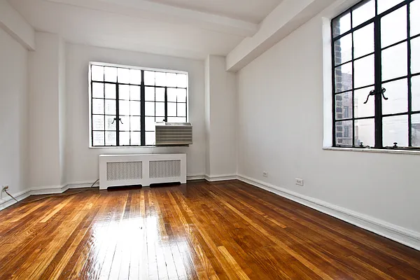 Rented by City Connections Realty | media 15