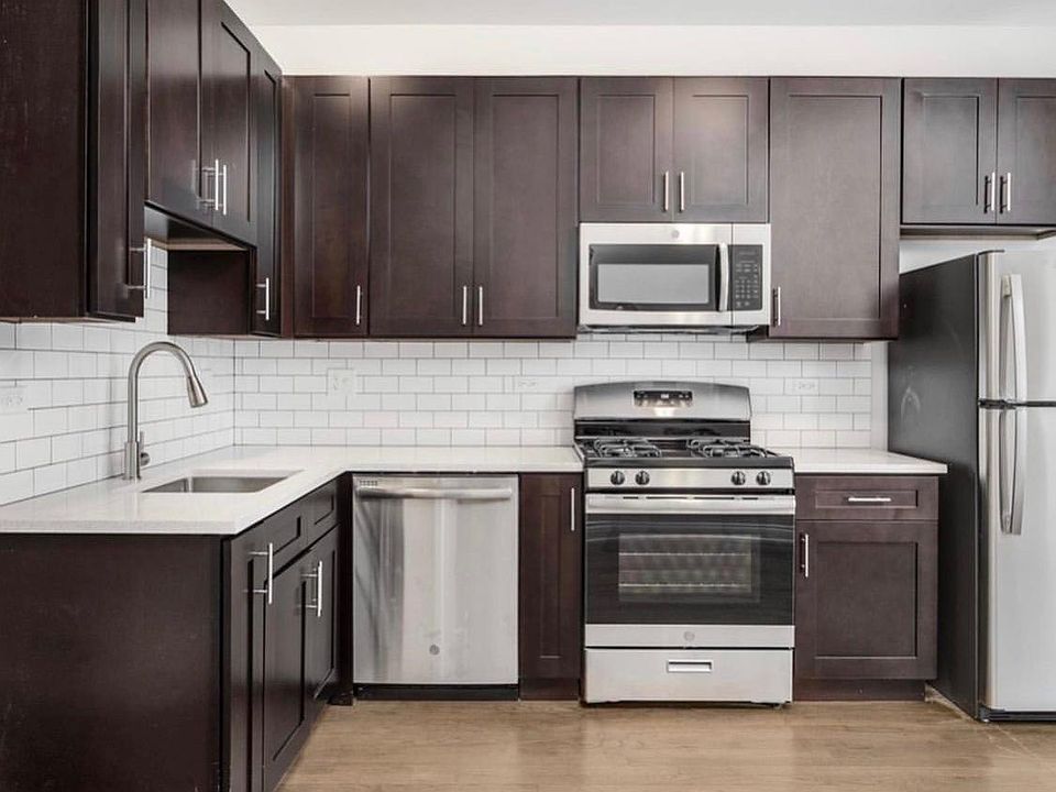 1st image of 7135 S Yates Blvd #2