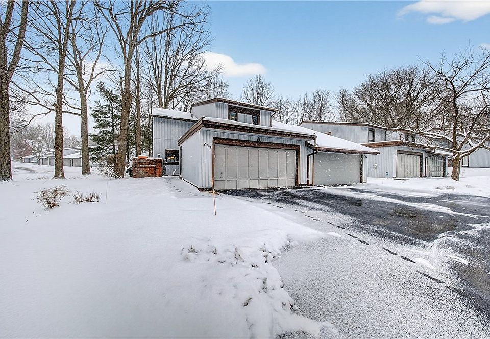 1st image of 732 Tinkers Ln
