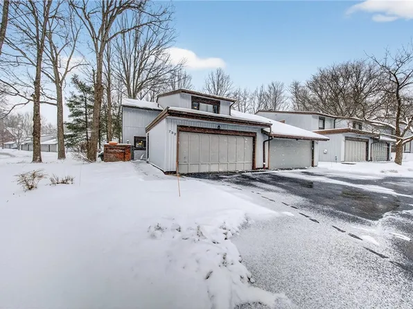 732 Tinkers Ln, Sagamore Hills, OH 44067