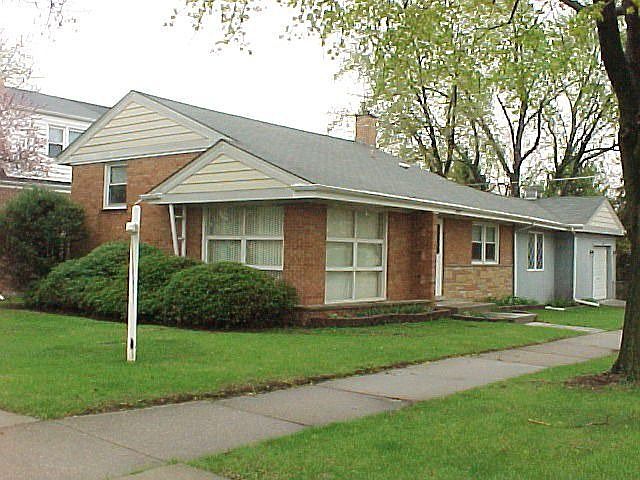 1st image of 2601 Oak St