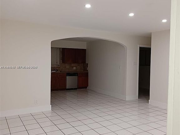 2nd image of 1727 Washington St #1727