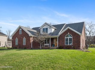 7221 E Orchard Grass Blvd, Crestwood, KY 40014